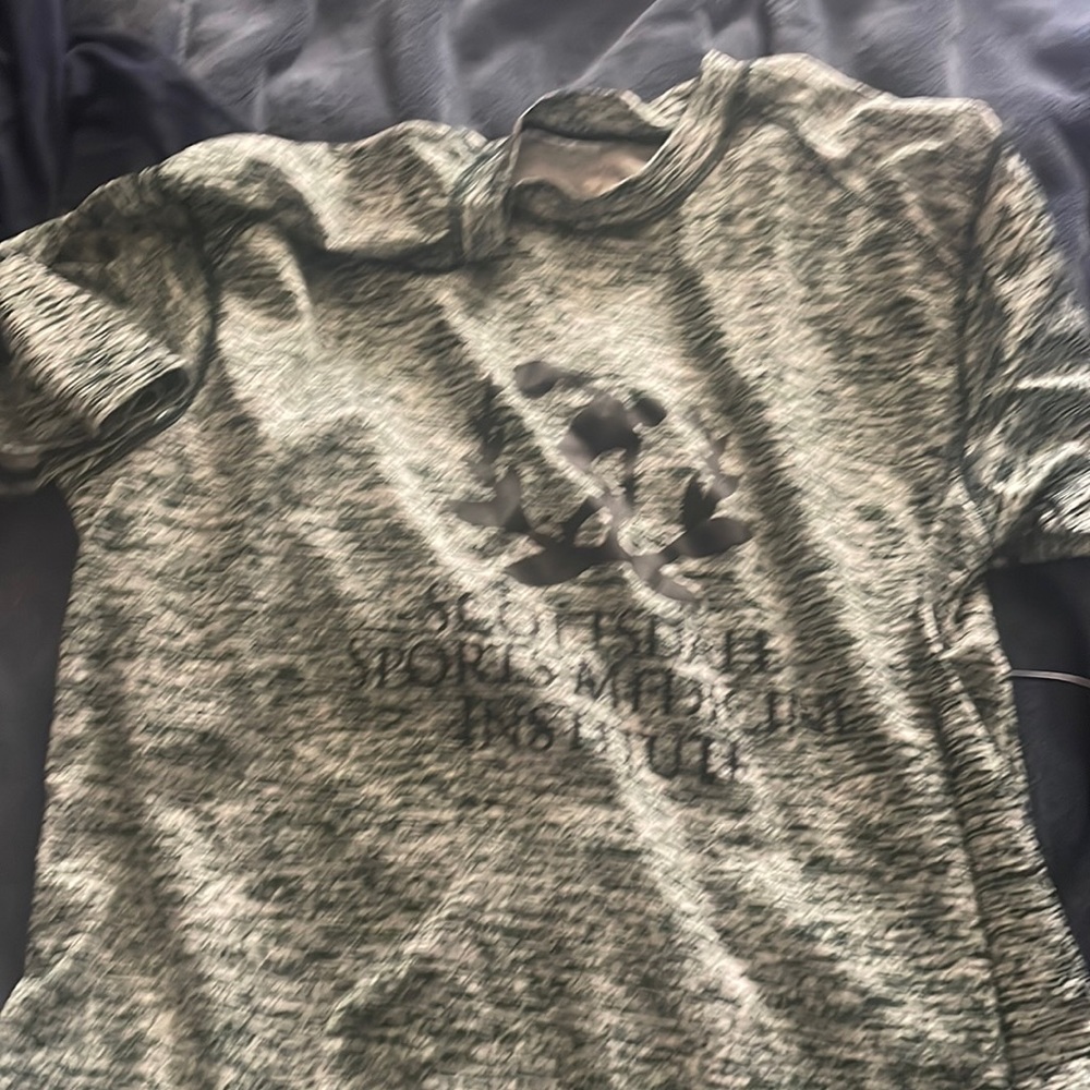 Short, athletic T-shirt, Scottsdale Sports Medicine Institute large